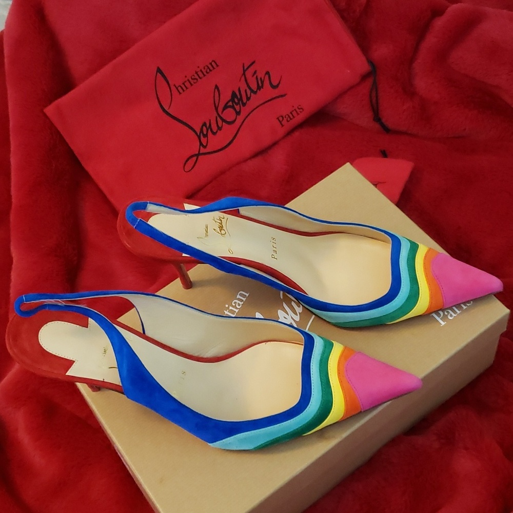 Christian Louboutin - Picture 2 of 8